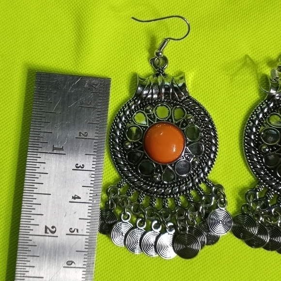 Silvertone orange dangle wire earrings - Picture 5 of 5